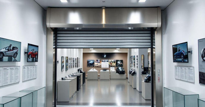Porta automática de enrolar preço: descubra os melhores modelos e valores disponíveis